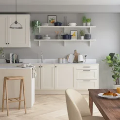 Dulux Easycare Kitchen Chic Shadow Matt Emulsion Paint, 2.5L -Dulux dulux easycare kitchen chic shadow matt emulsion paint 2 5l5010212575949 02i bq