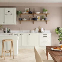 Dulux Easycare Soft Truffle Matt Emulsion Paint, 2.5L -Dulux dulux easycare soft truffle matt emulsion paint 2 5l5010212640357 05i bq