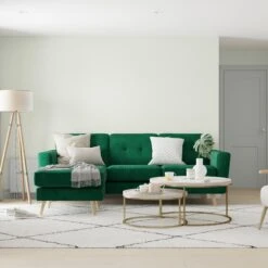 Dulux Natural Hints Apple White Silk Emulsion Paint, 2.5L -Dulux dulux natural hints apple white silk emulsion paint 2 5l5010212000434 01i bq