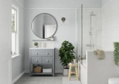 Dulux One Coat Cornflower White Matt Emulsion Paint, 2.5L -Dulux dulux one coat cornflower white matt emulsion paint 2 5l5010212656358 06i