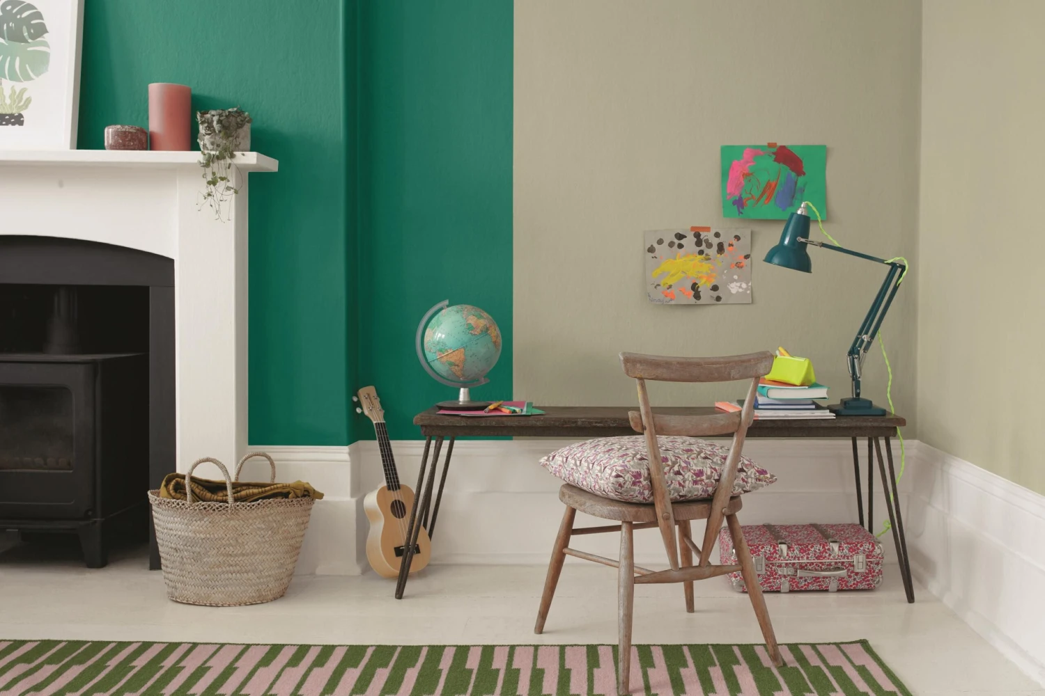 Dulux One Coat Emerald Glade Matt Emulsion Paint, 1.25L 5 Dulux One Coat Emerald Glade Matt Emulsion Paint, 1.25L - Image 5
