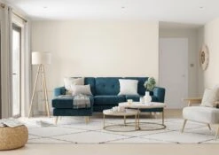 Dulux One Coat Natural Calico Matt Emulsion Paint, 2.5L -Dulux dulux one coat natural calico matt emulsion paint 2 5l5010212656150 01i