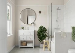 Dulux One Coat Natural Calico Matt Emulsion Paint, 5L -Dulux dulux one coat natural calico matt emulsion paint 5l5010212656495 06i