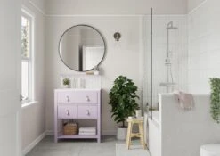 Dulux One Coat Nutmeg White Matt Emulsion Paint, 2.5L -Dulux dulux one coat nutmeg white matt emulsion paint 2 5l5010212656280 06i