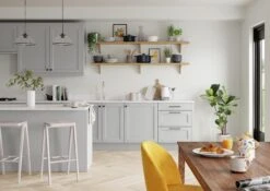 Dulux One Coat White Mist Matt Emulsion Paint, 2.5L -Dulux dulux one coat white mist matt emulsion paint 2 5l5010212656402 05i