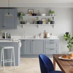 Dulux Quick Dry Goose Down Gloss Metal & Wood Paint, 750ml -Dulux dulux quick dry goose down gloss metal wood paint 750ml5010212651025 05i bq