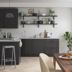 Dulux Trade Pure Brilliant White Gloss Exterior Metal & Wood Paint, 750ml -Dulux dulux trade pure brilliant white gloss exterior metal wood paint 750ml5010212494424 05i bq