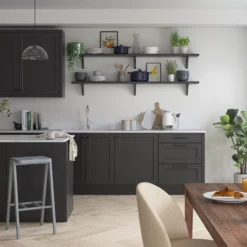 Dulux Trade Pure Brilliant White Satinwood Exterior Metal & Wood Paint, 2.5L -Dulux dulux trade pure brilliant white satinwood exterior metal wood paint 2 5l5010212452653 05i bq