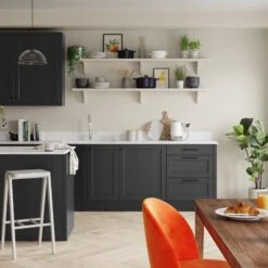 Dulux Walls & Ceilings Egyptian Cotton Silk Emulsion Paint, 2.5L -Dulux dulux walls ceilings egyptian cotton silk emulsion paint 2 5l5010212477922 05i bq