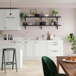 Dulux Walls & Ceilings Mellow Mocha Matt Emulsion Paint, 2.5L -Dulux dulux walls ceilings mellow mocha matt emulsion paint 2 5l5010212508404 05i bq