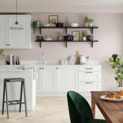 Dulux Walls & Ceilings Mellow Mocha Matt Emulsion Paint, 5L -Dulux dulux walls ceilings mellow mocha matt emulsion paint 5l5010212508886 05i bq