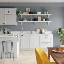 Dulux Walls & Ceilings Natural Slate Silk Emulsion Paint, 5L -Dulux dulux walls ceilings natural slate silk emulsion paint 5l5010212647844 05i bq