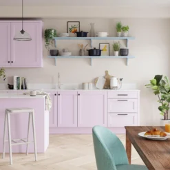 Dulux Walls & Ceilings Nutmeg White Matt Emulsion Paint, 5L -Dulux dulux walls ceilings nutmeg white matt emulsion paint 5l5010212554586 05i bq