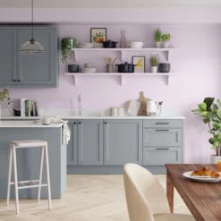 Dulux Walls & Ceilings Pretty Pink Silk Emulsion Paint, 5L -Dulux dulux walls ceilings pretty pink silk emulsion paint 5l5010212647851 05i bq