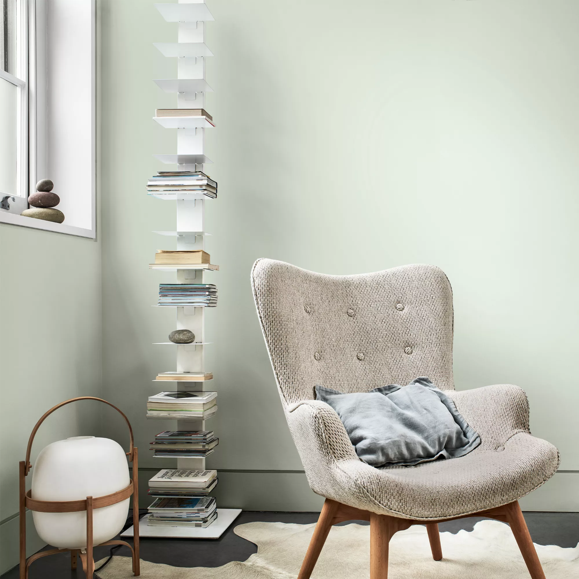 Dulux Walls & Ceilings Tranquil Dawn Matt Emulsion Paint, 2.5L 6 Dulux Walls & Ceilings Tranquil Dawn Matt Emulsion Paint, 2.5L - Image 6