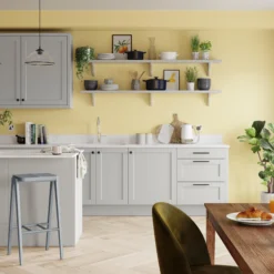 Dulux Walls & Ceilings Vanilla Sundae Matt Emulsion Paint, 5L -Dulux dulux walls ceilings vanilla sundae matt emulsion paint 5l5010212647806 05i bq