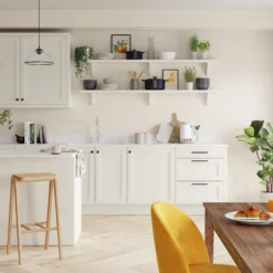 Dulux Weathershield Almond White Satinwood Multi-surface Paint, 750ml -Dulux dulux weathershield almond white satinwood multi surface paint 750ml5010212651667 05i bq