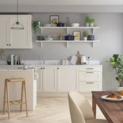 Dulux Weathershield Chic Shadow Satinwood Multi-surface Paint, 750ml -Dulux dulux weathershield chic shadow satinwood multi surface paint 750ml5010212651636 02i bq